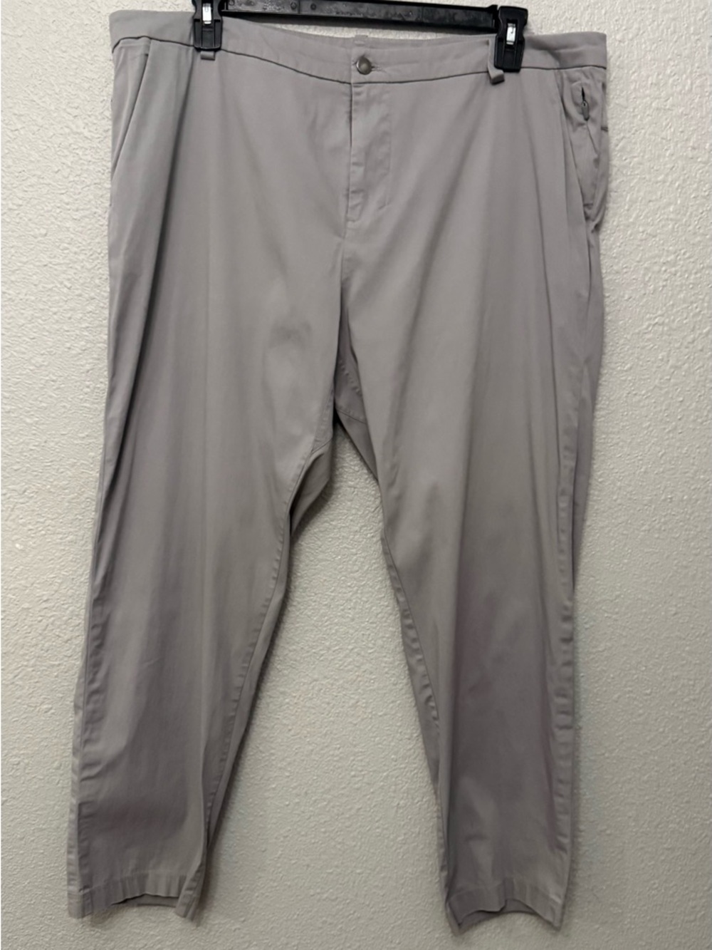 Lululemon Commission Pants size 40